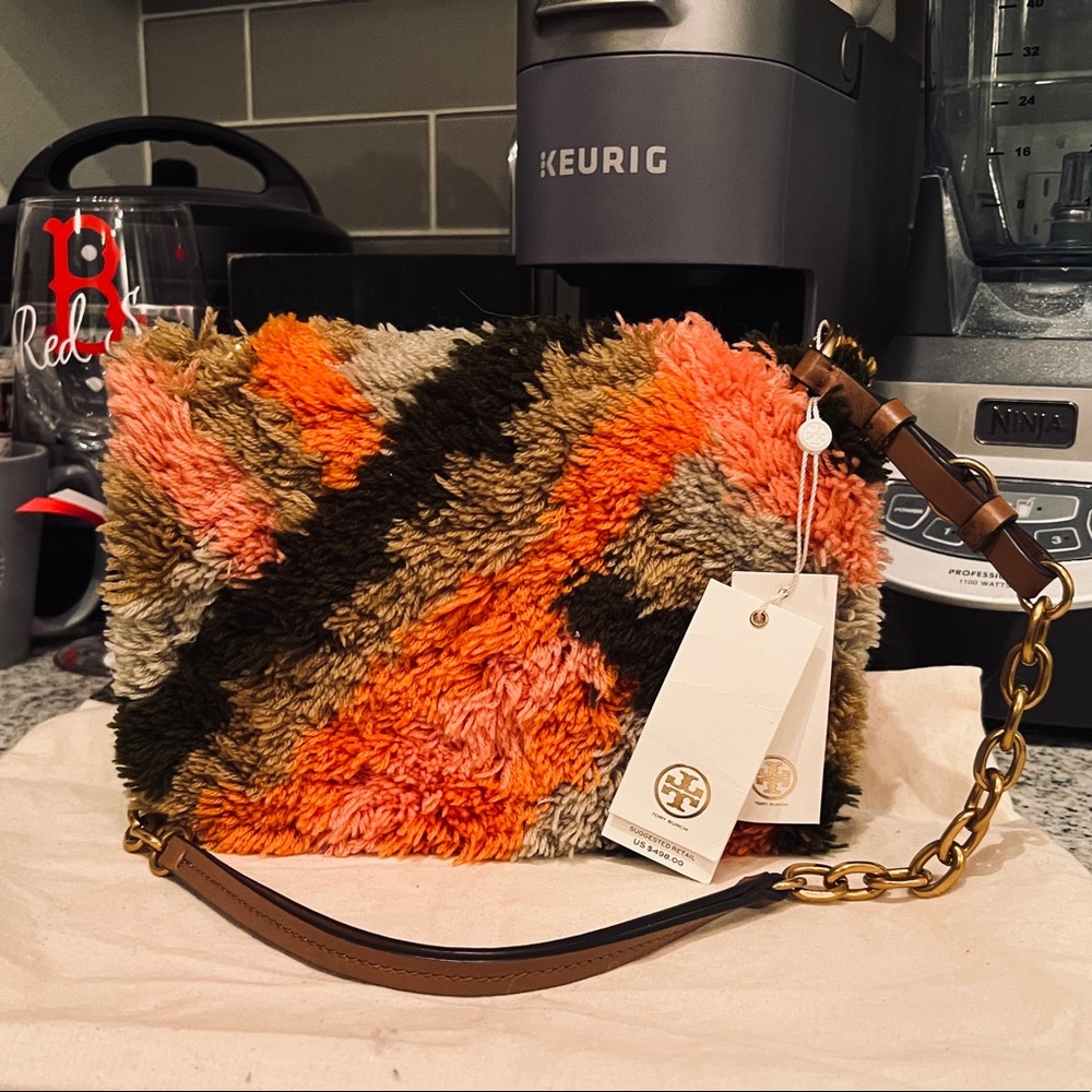 Brand New Tory Burch Sadie Rug Shoulder Bag